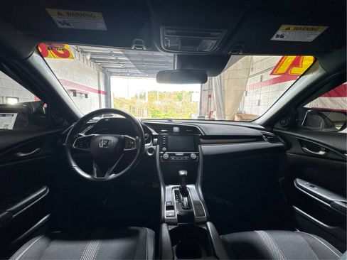 Used 2021 Honda Civic Sport image 22
