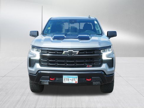 Used 2024 Chevrolet Silverado 1500 LT Trail Boss w/ Convenience Package II AWD/4WD image 2