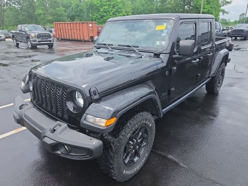 Used 2022 Jeep Gladiator Sport AWD/4WD image 7