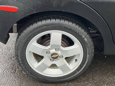 Used 2007 Chevrolet Aveo5 LS FWD image 15