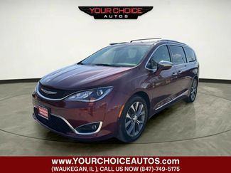Used 2017 Chrysler Pacifica Limited w/ UConnect Theater Package video 1