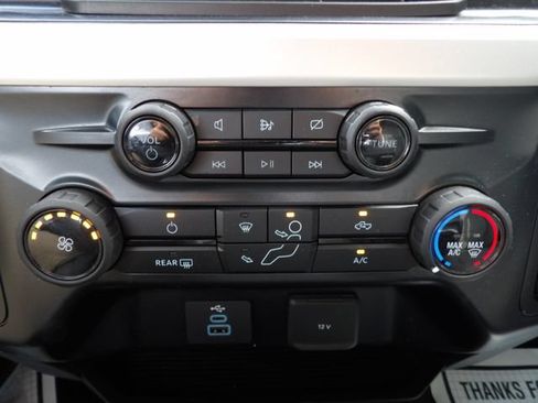 Used 2024 Ford F250 XLT AWD/4WD image 29