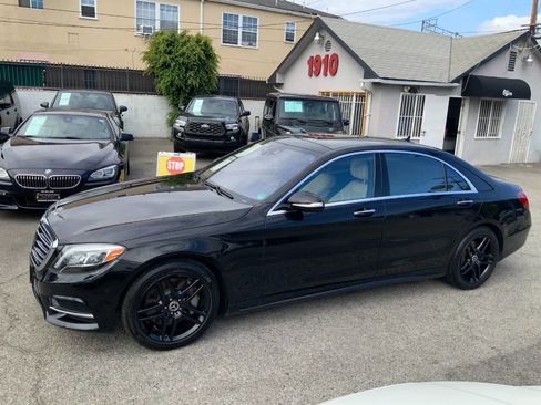 Used 2017 Mercedes-Benz S 550 Sedan image 5