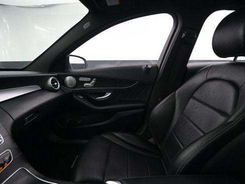 Used 2017 Mercedes-Benz C 300 4MATIC Sedan image 29