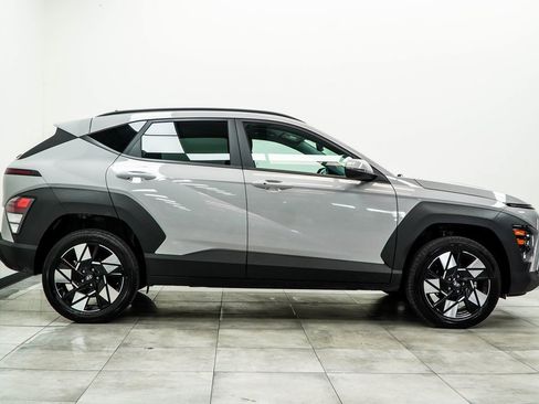 Used 2025 Hyundai Kona SEL image 10
