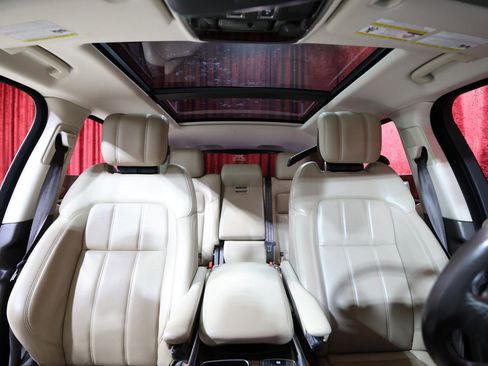 Used 2019 Land Rover Range Rover Sport HSE image 29