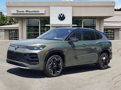 New 2026 Volkswagen Tiguan SEL R-Line