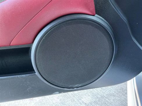 Used 2016 Lexus RC 200t image 30