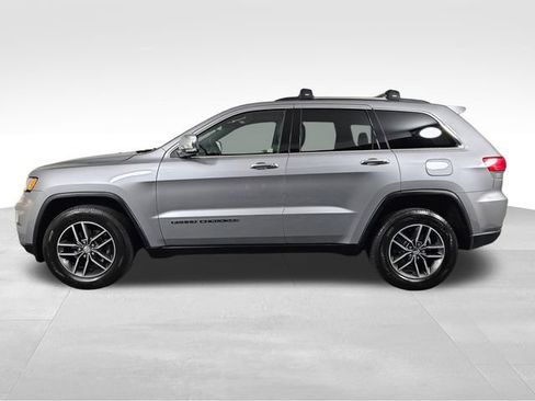 Used 2018 Jeep Grand Cherokee Limited AWD/4WD image 4