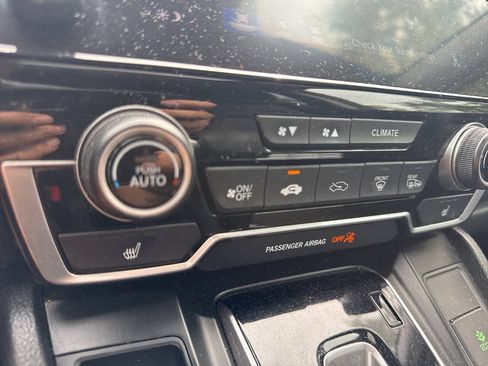 Used 2018 Honda CR-V EX image 17