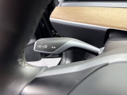 Used 2021 Tesla Model 3 Standard Range Plus RWD image 26