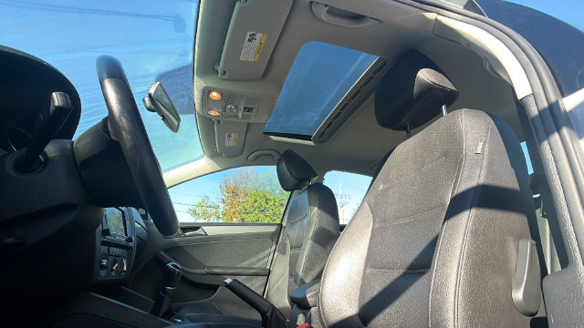 Used 2017 Volkswagen Jetta SE FWD image 31