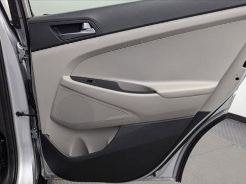 Used 2017 Hyundai Tucson SE image 21