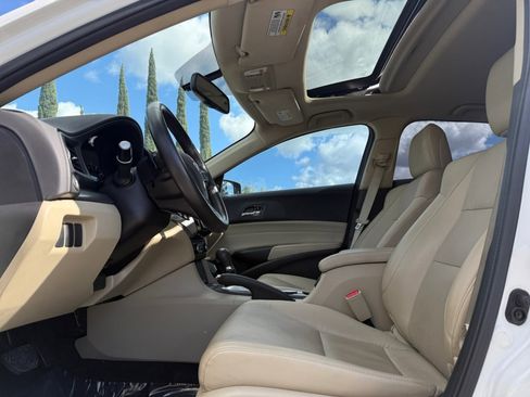 Used 2017 Acura ILX w/ Premium Package image 14