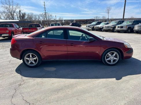 Used 2009 Pontiac G6 Sedan w/ Sport Package 2 image 9