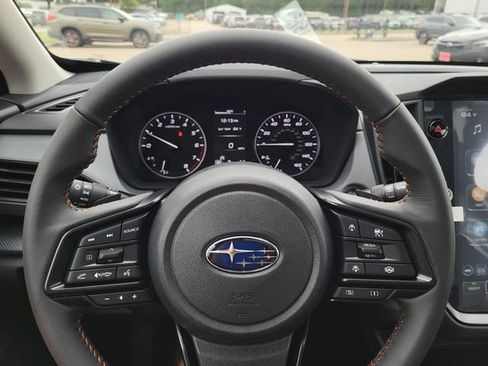 New 2025 Subaru Crosstrek 2.5i Limited w/ Crosstrek Mirror Package image 16