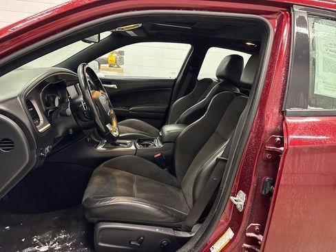 Used 2021 Dodge Charger R/T w/ Plus Group image 8