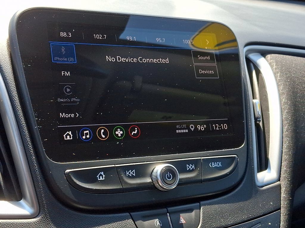 Used 2025 Chevrolet Malibu LT FWD image 16