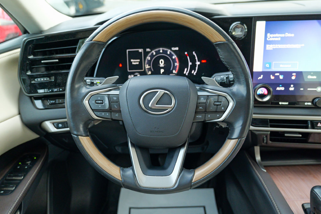 Used 2023 Lexus RX 350 Premium w/ Accessory Package AWD/4WD image 42