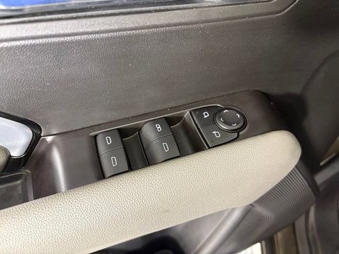 Used 2025 Chevrolet Colorado ZR2 AWD/4WD image 15