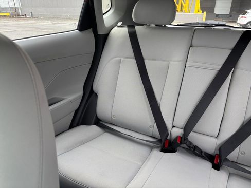 Used 2025 Hyundai Kona SEL image 35