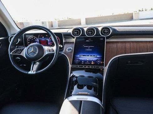 Used 2023 Mercedes-Benz GLC 300 image 14