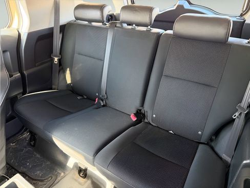 Used 2008 Toyota FJ Cruiser 4WD image 16