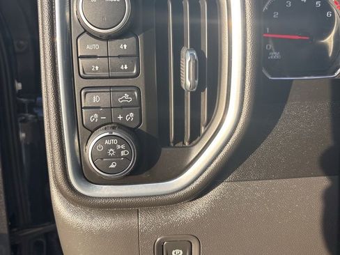 Used 2021 Chevrolet Silverado 1500 LTZ image 31