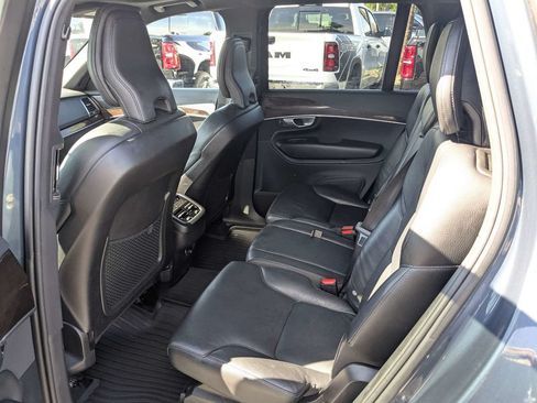 Used 2019 Volvo XC90 T6 Momentum w/ Advanced Package AWD/4WD image 15