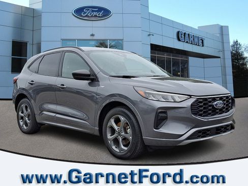 Certified 2023 Ford Escape ST-Line w/ Tech Pack #1 AWD/4WD image 1