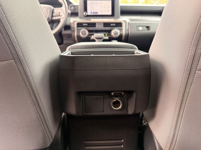 Used 2026 Toyota Tacoma SR5 AWD/4WD image 13