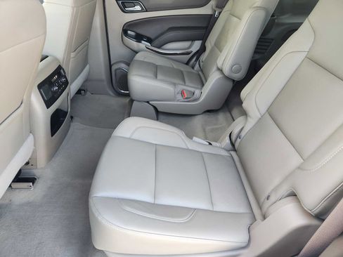 Used 2019 Chevrolet Tahoe LT AWD/4WD image 28