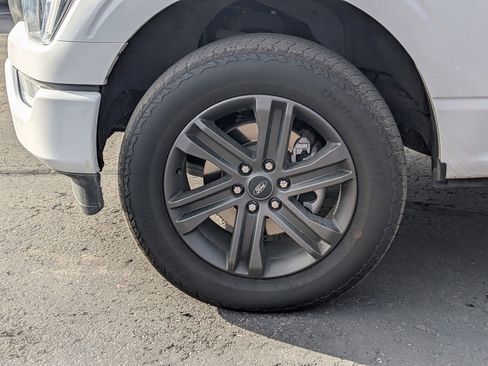 Used 2022 Ford F150 XLT w/ Equipment Group 302A High image 13