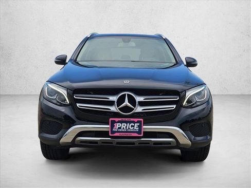 Used 2019 Mercedes-Benz GLC 300 4MATIC image 2