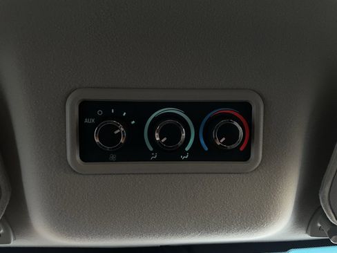 Used 2016 Chevrolet Express 2500 LS image 33