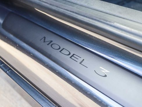 Used 2023 Tesla Model 3 Standard Range RWD image 25