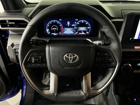 Certified 2025 Toyota Tacoma TRD Sport AWD/4WD image 14
