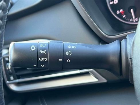 Used 2023 Subaru Outback Limited image 27