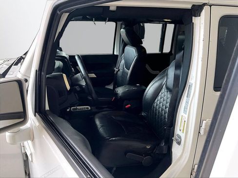 Used 2015 Jeep Wrangler Unlimited Sport w/ Quick Order Package 24S AWD/4WD image 25