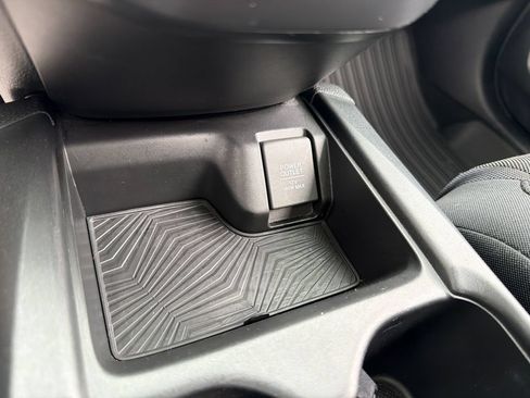 Used 2019 Honda CR-V EX image 29