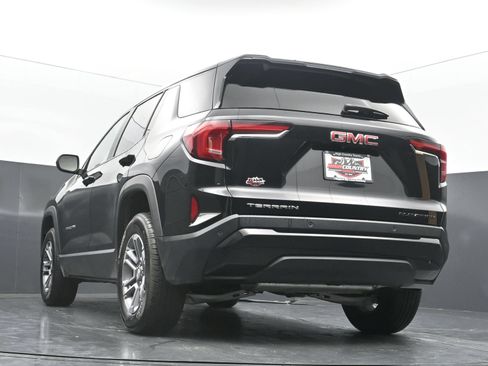 Used 2026 GMC Terrain Elevation FWD image 38