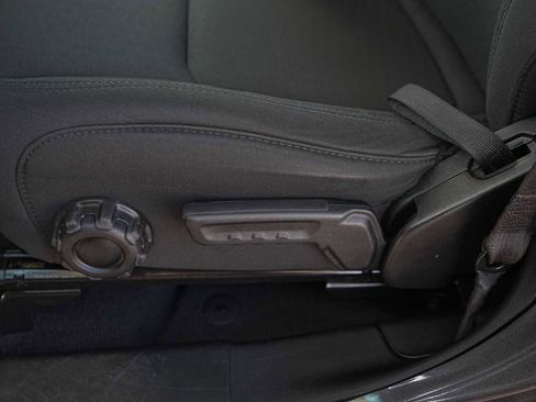 Used 2021 Jeep Wrangler Unlimited Sport image 12