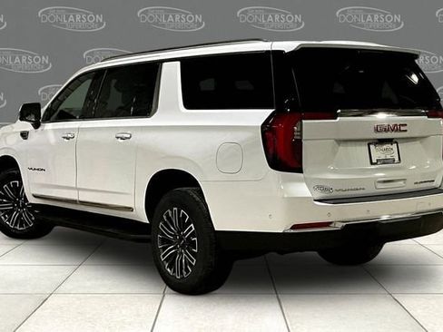 New 2026 GMC Yukon XL Elevation image 3