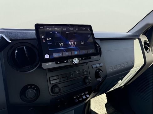 Used 2011 Ford F450 XL image 15