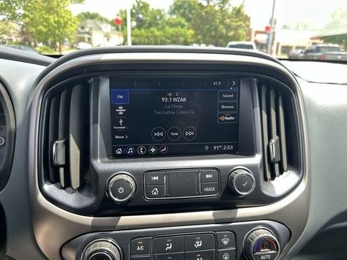 Used 2022 Chevrolet Colorado Z71 AWD/4WD image 13
