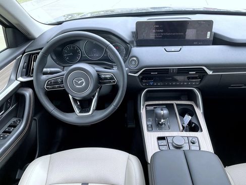 Certified 2026 MAZDA CX-90 3.3 Turbo w/ Preferred Package AWD/4WD image 14