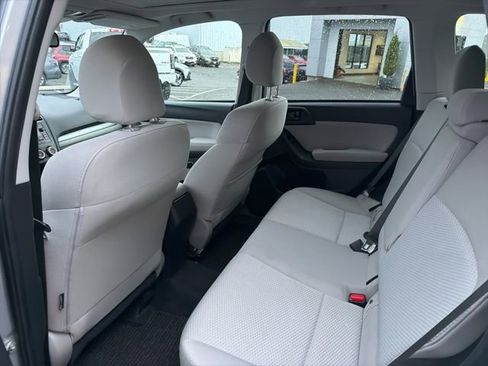 Used 2015 Subaru Forester 2.5i Premium w/ All-Weather Package image 5