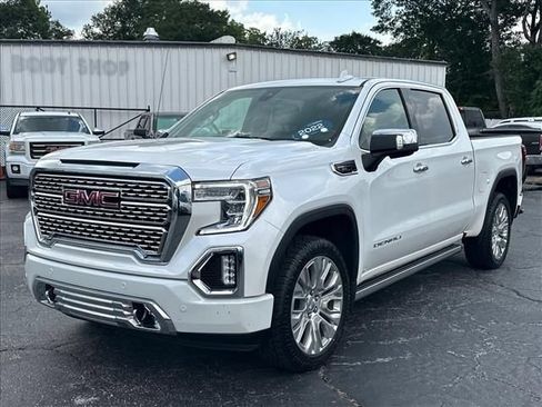 Certified 2022 GMC Sierra 1500 Denali w/ Denali Premium Package AWD/4WD image 5