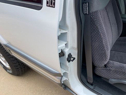 Used 1997 GMC Jimmy SLS w/ Marketing Option Pkg 6 image 49