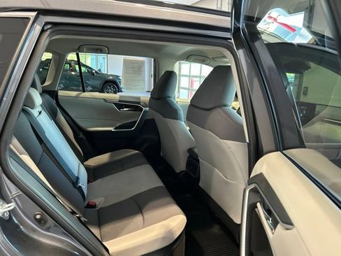 Used 2020 Toyota RAV4 XLE w/ All Weather Liner Package AWD/4WD image 16